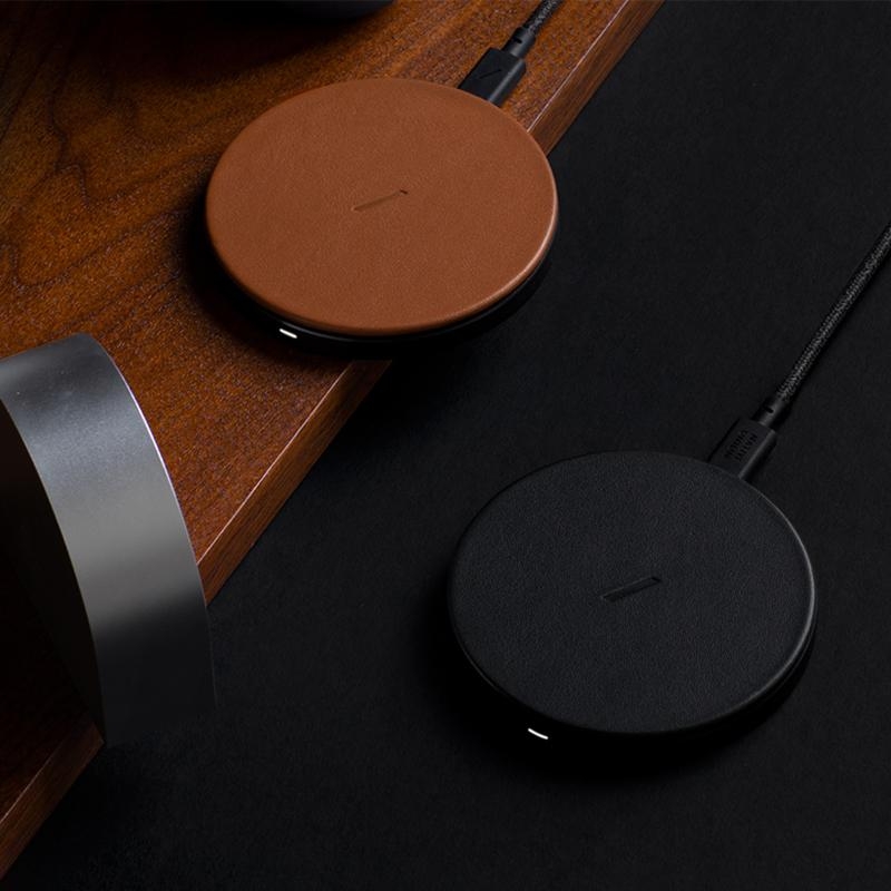 DROP CLASSIC LEATHER WIRELESS CHARGER BLACK